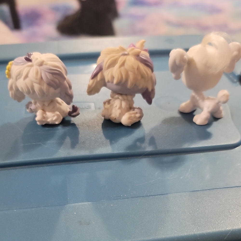 Littlest Pet Shop Purple and White Trio of Small Pet Figures - Picture 4 of 5